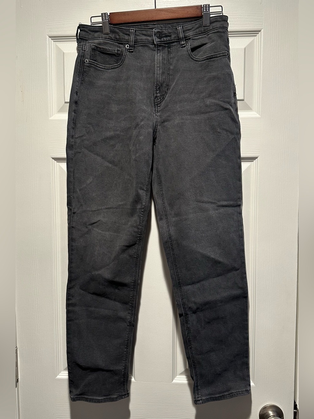 American Eagle Outfitters Women’s Black Denim Mom Jeans
